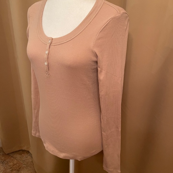 NEW! Pact Sesame Dream Rib Slim Henley Long Sleeve Top Size Small NWT! - Picture 3 of 12